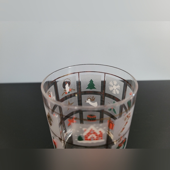 Culver Christmas Potpourri 12oz Double Old Fashioned Glass - Picture 6 of 9